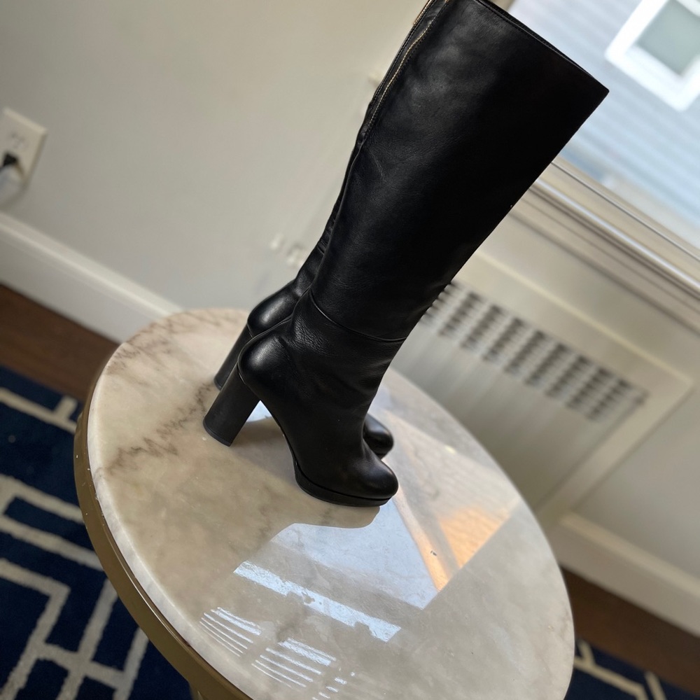 Boots Stuart Weitzman Size 6.5 Missing A Zipper P… - image 5